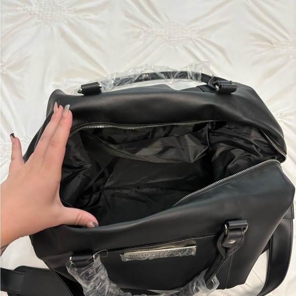 Michel Germain Vegan Leather Weekend Duffle Bag - Picture 4 of 10